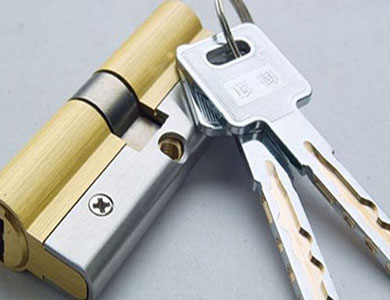 小金24小时上门开锁公司