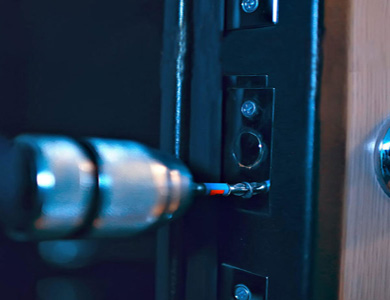 小金24小时上门开锁公司